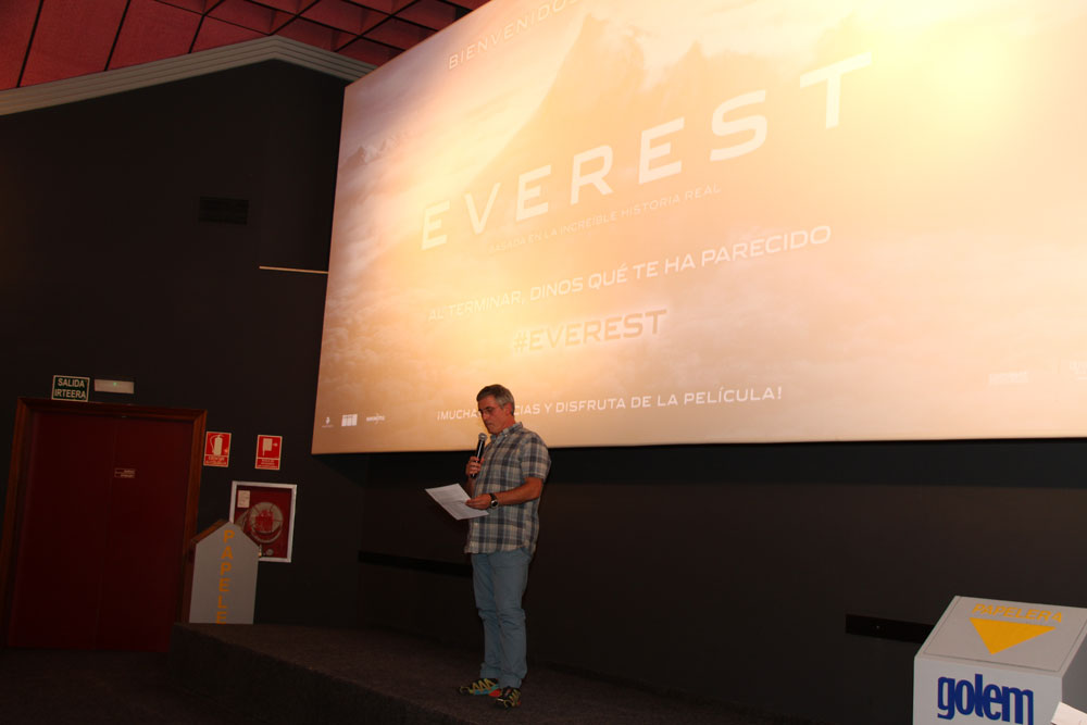 CAMPAÑA SOLIDARIA CON NEPAL Y ESTRENO EN EXCLUSIVA DE "EVEREST" PARA FEDERADOS